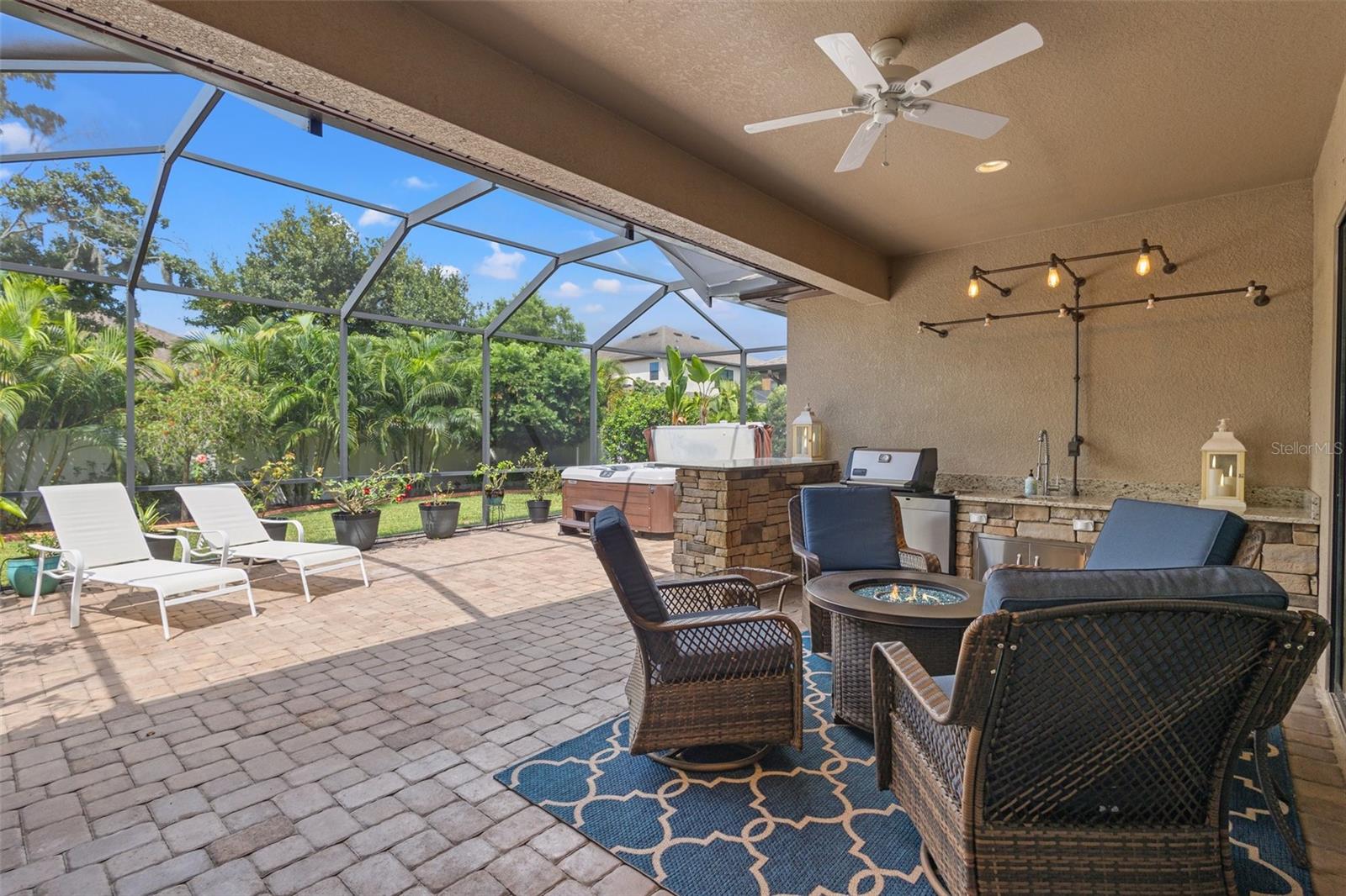 Listing photo id 31 for 13822 Moonstone Canyon Drive