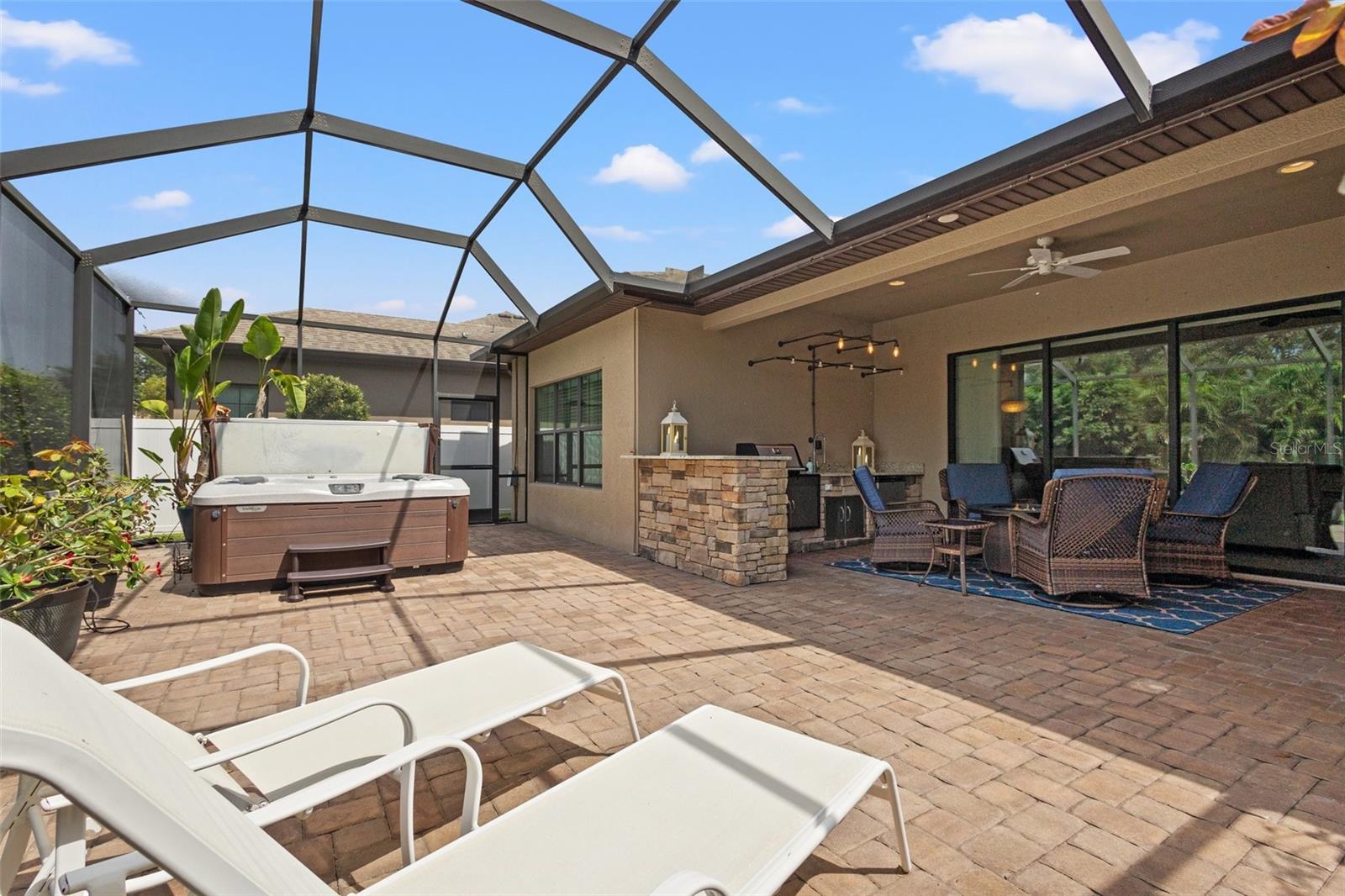 Listing photo id 40 for 13822 Moonstone Canyon Drive