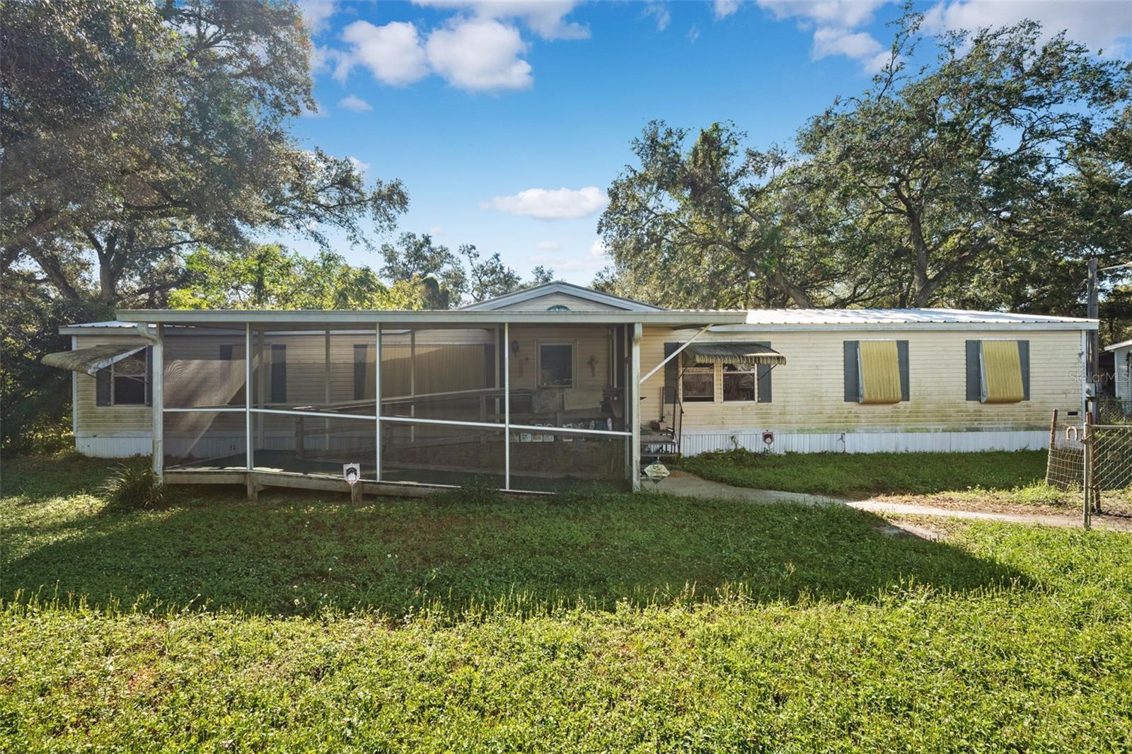 Details for 10031 Fowler Avenue, THONOTOSASSA, FL 33592