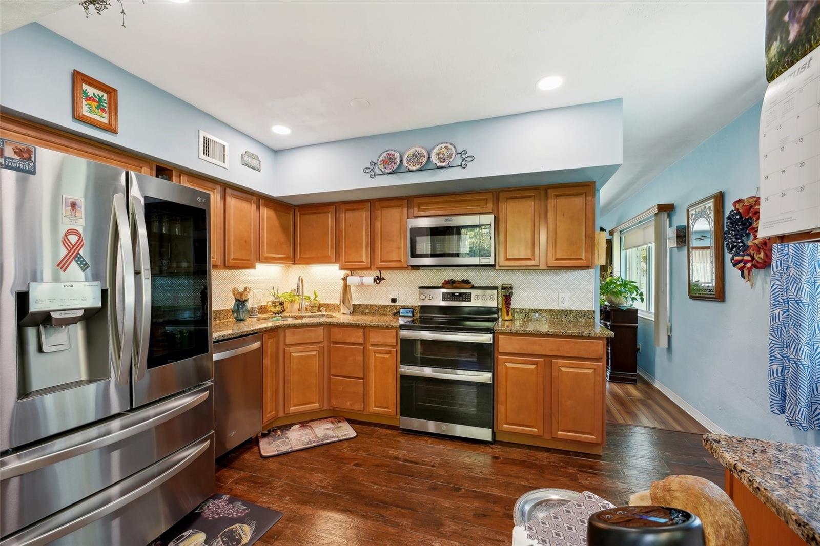 Image 20 of 68 For 2430 Brazilia Drive 24
