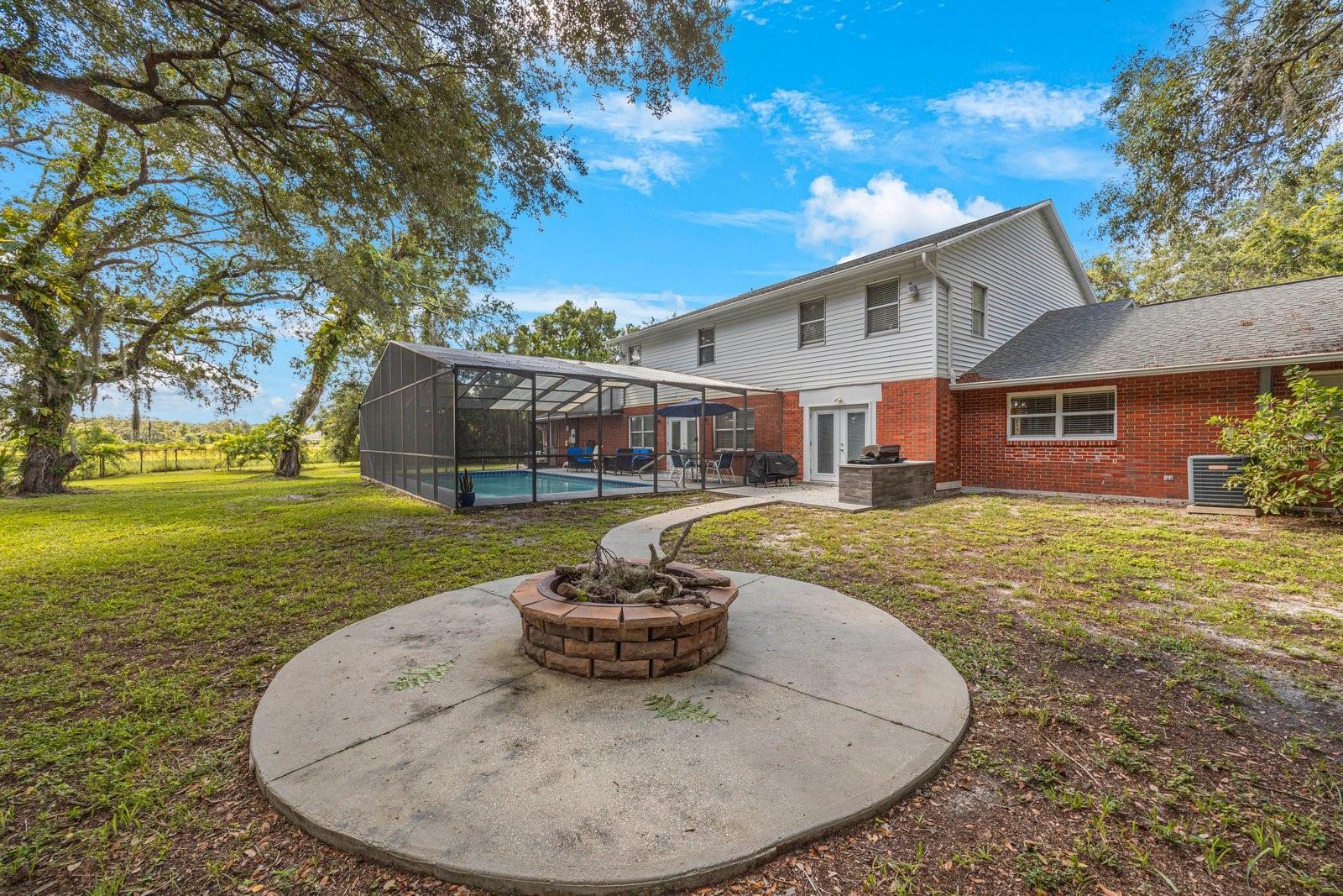 Listing photo id 41 for 8417 Cranes Roost Drive