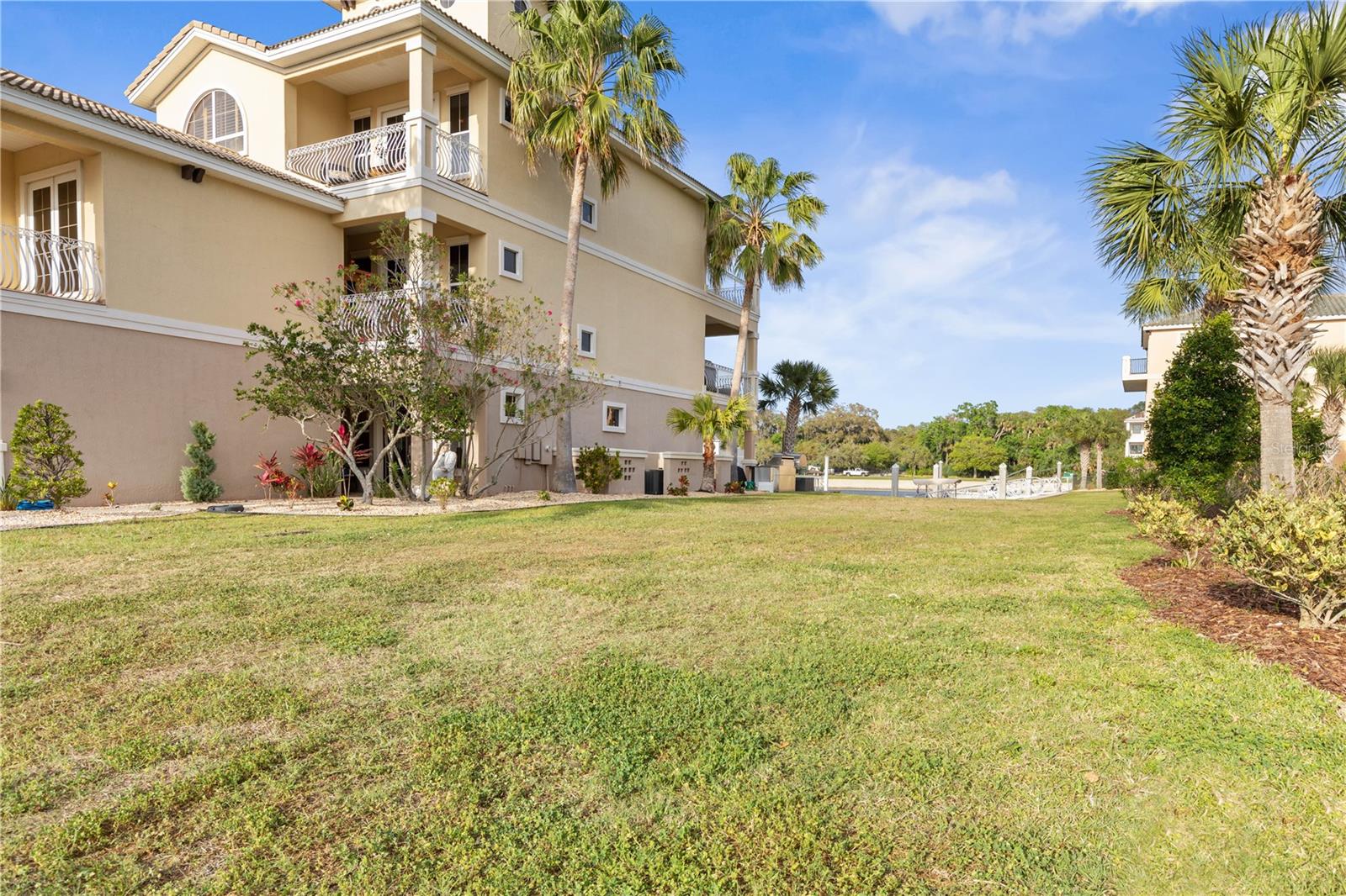 Image 19 of 21 For 297 Yacht Harbor Drive