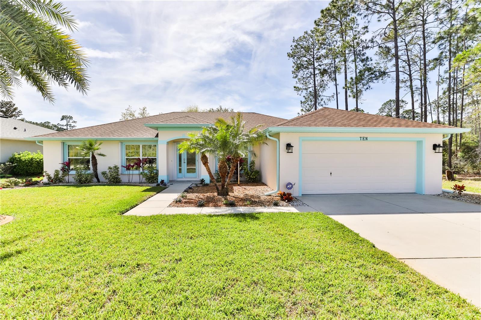 Details for 10 Lloshire Path, PALM COAST, FL 32164