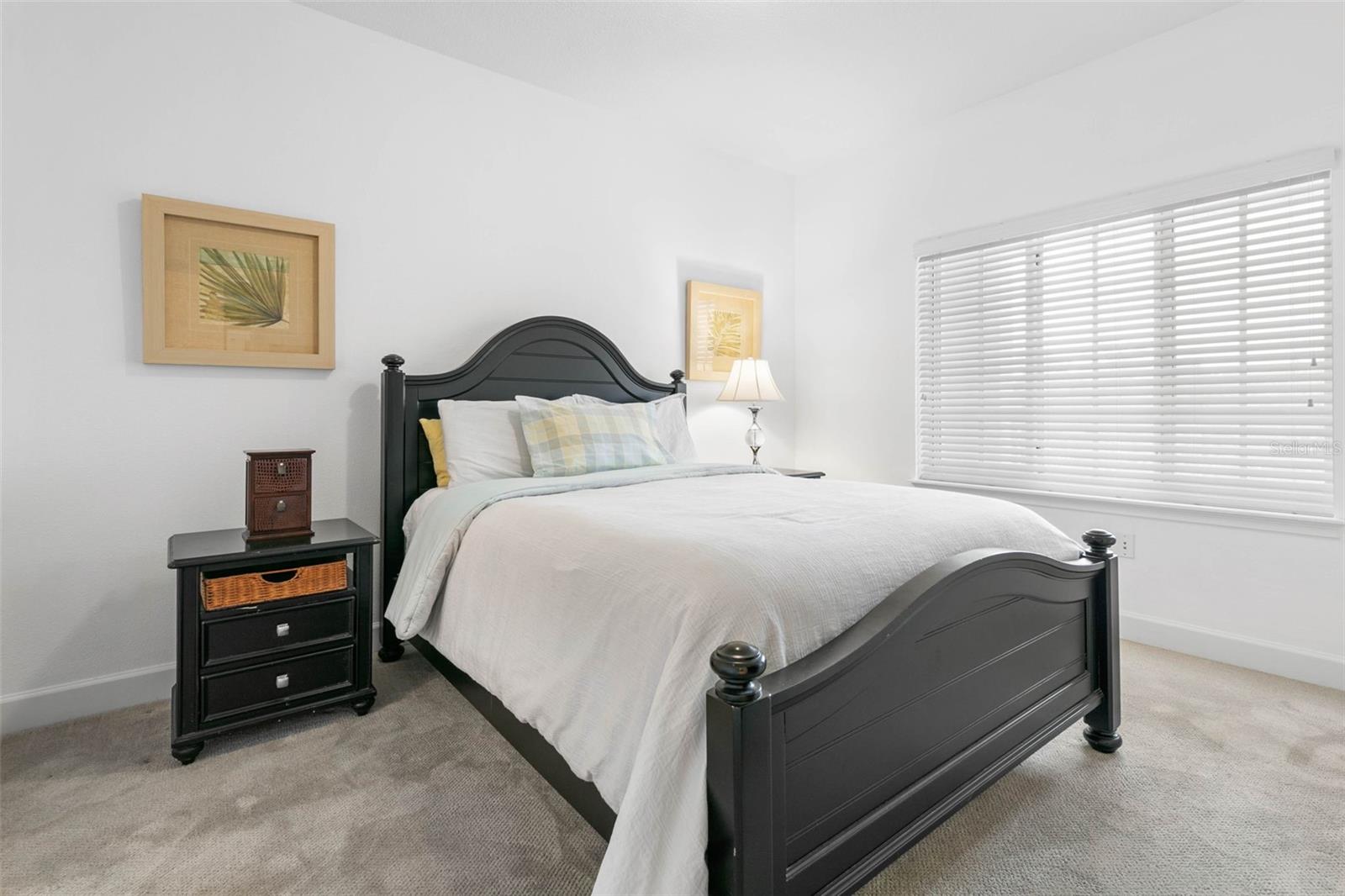 Image 35 of 58 For 102 Yacht Harbor Drive 273