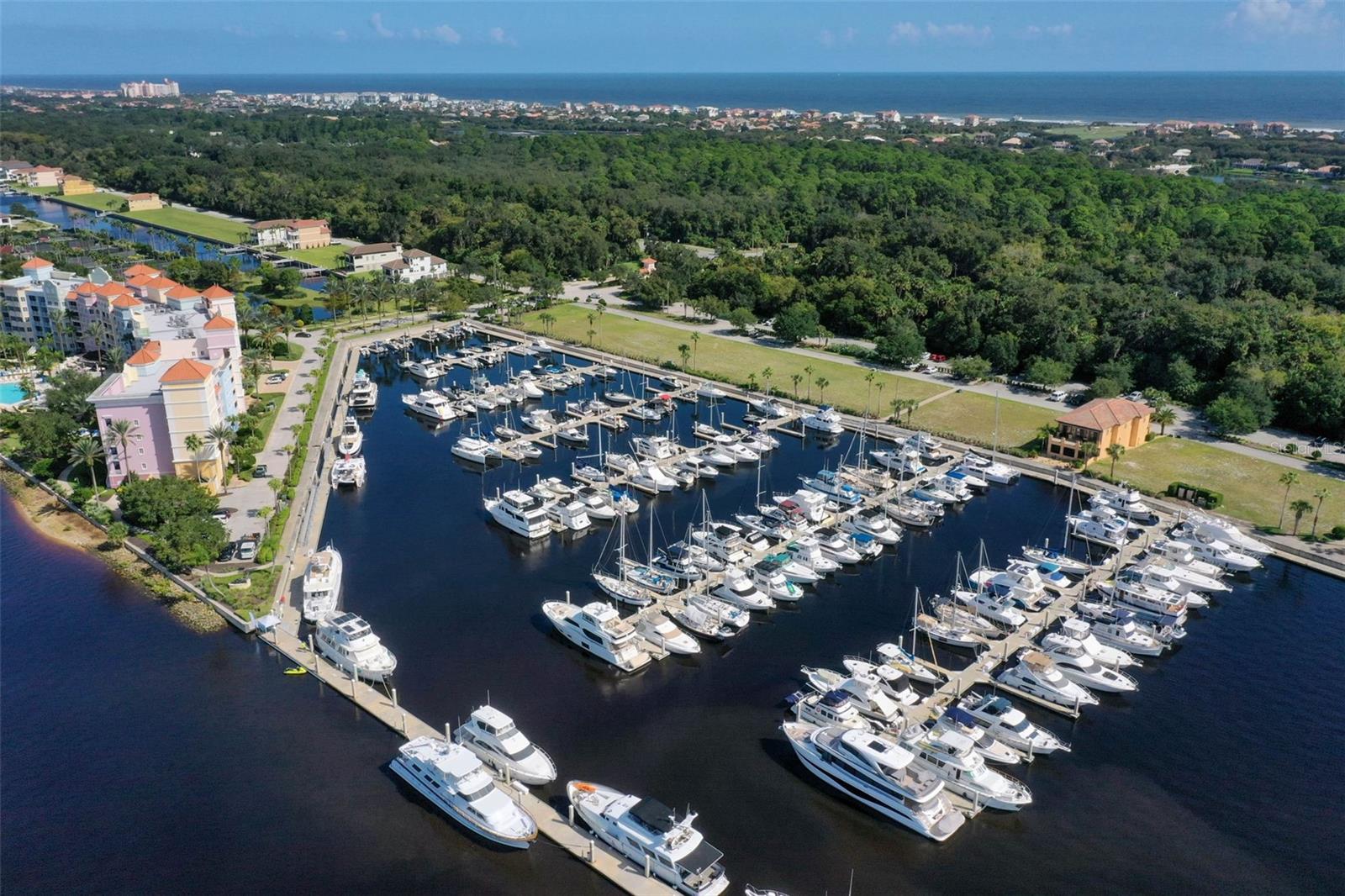 Image 42 of 58 For 102 Yacht Harbor Drive 273