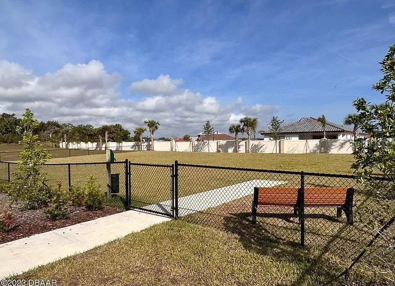 Image 18 of 41 For 10 Rio Vista Drive