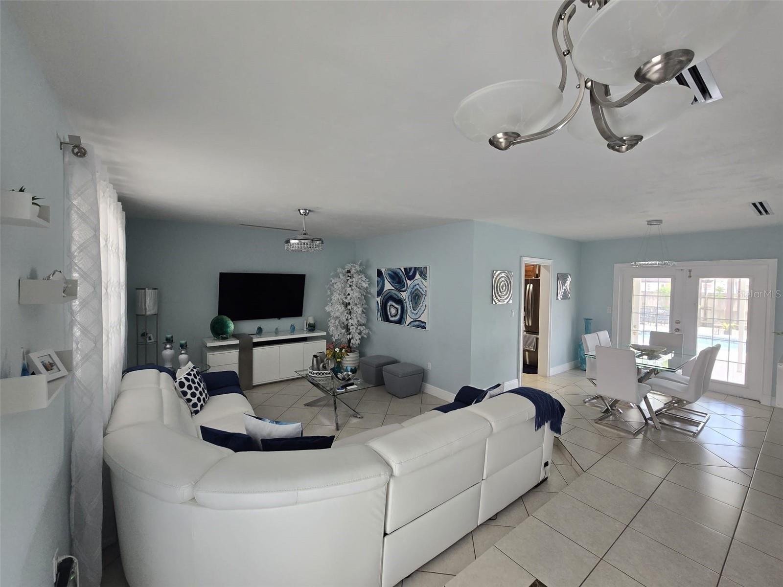 Image 10 of 89 For 10611 164th Street