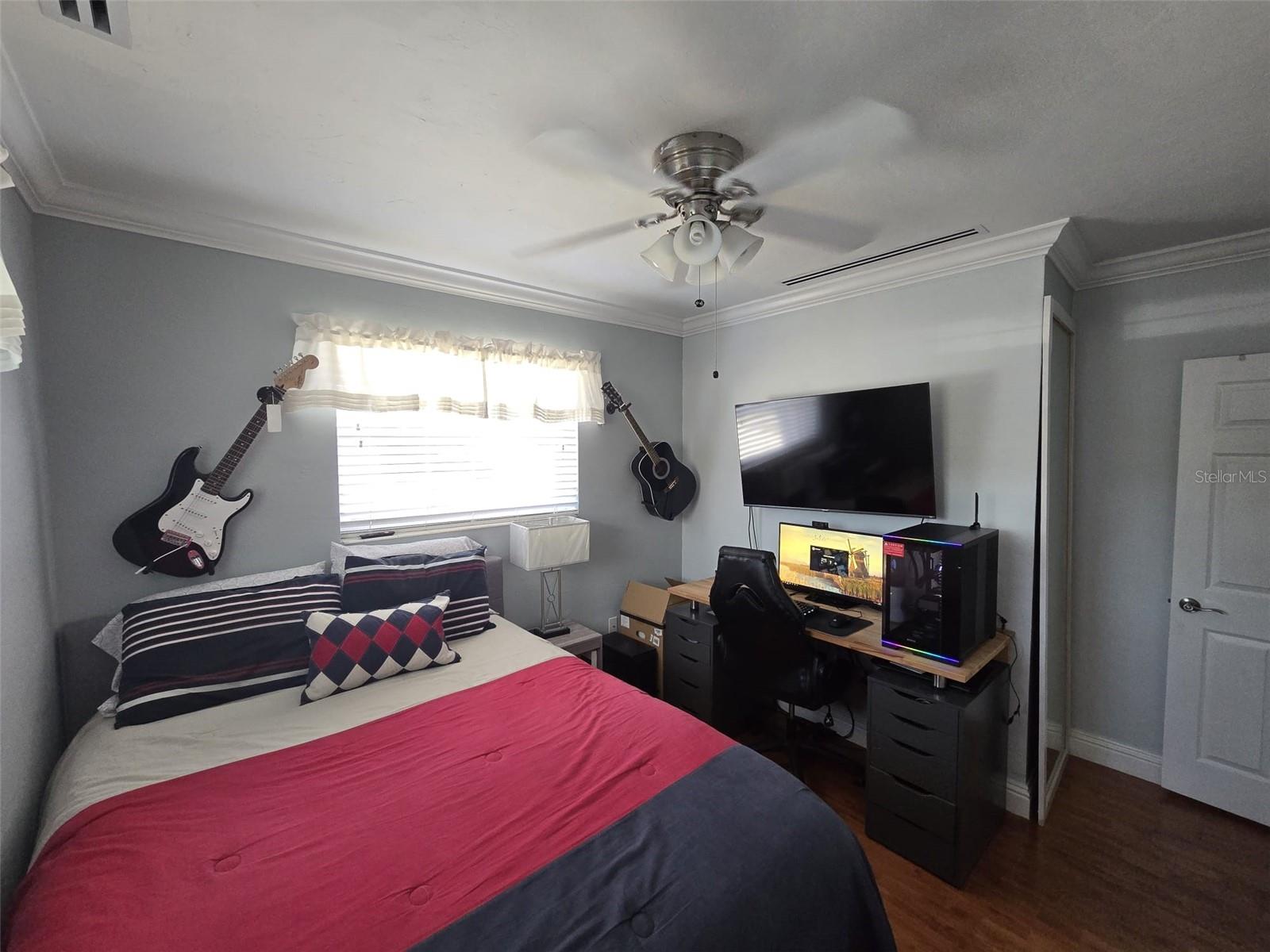 Image 37 of 89 For 10611 164th Street