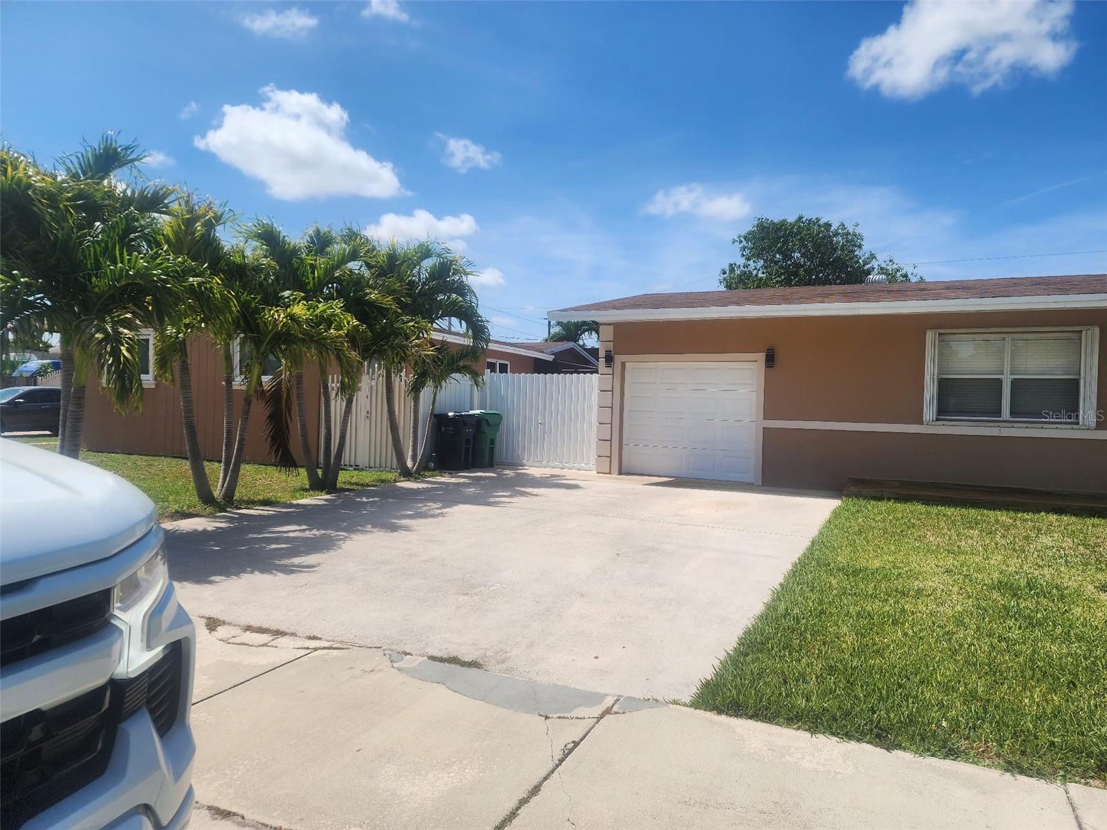 Image 4 of 89 For 10611 164th Street