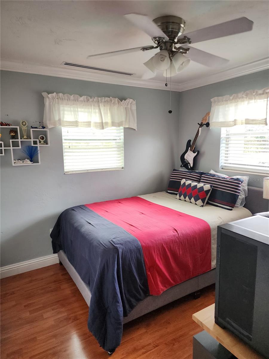 Image 40 of 89 For 10611 164th Street