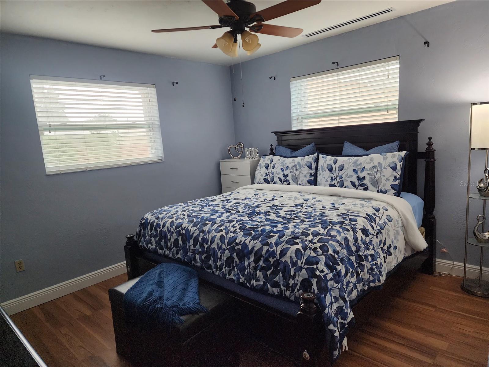 Image 41 of 89 For 10611 164th Street