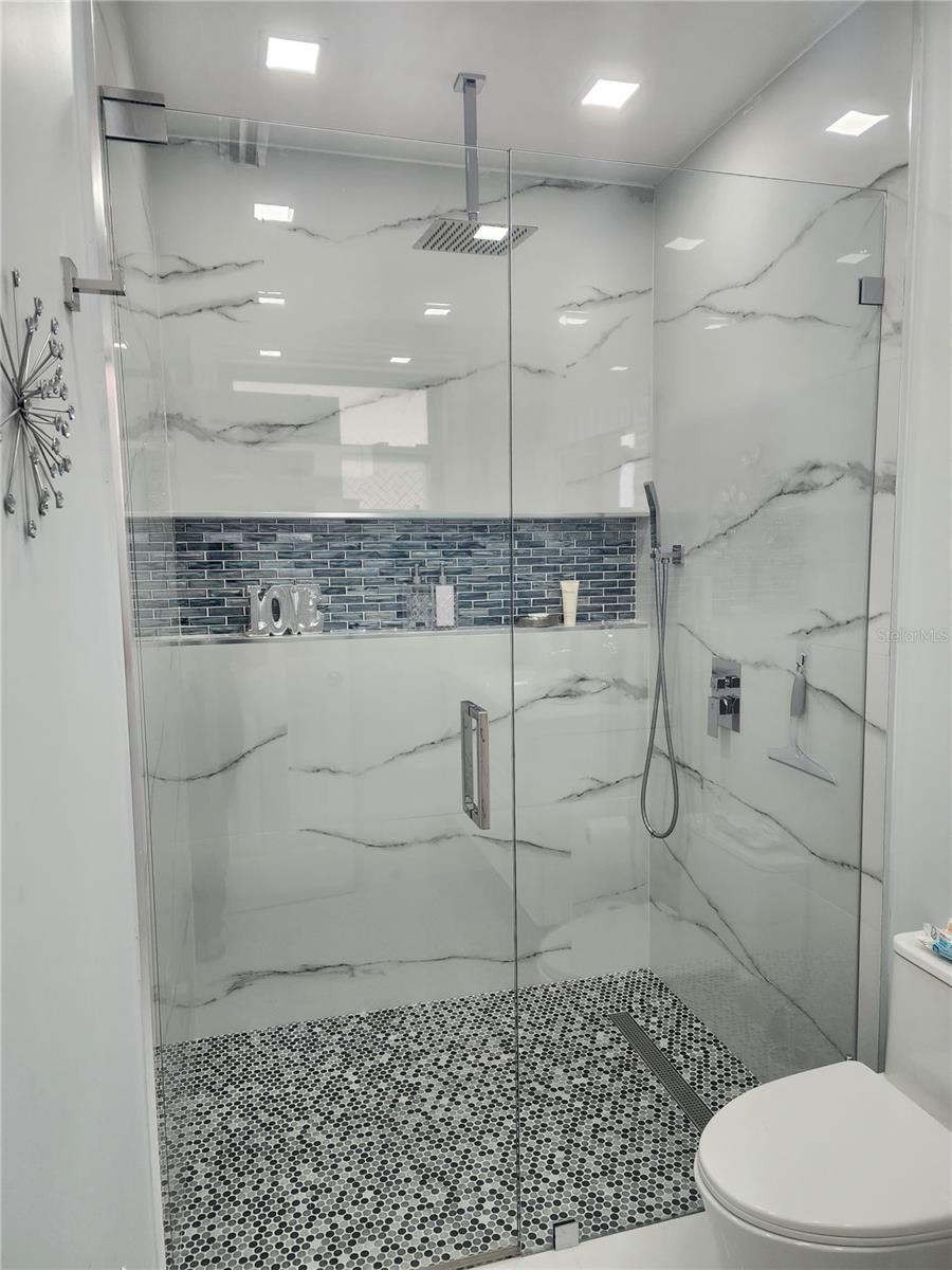 Image 47 of 89 For 10611 164th Street