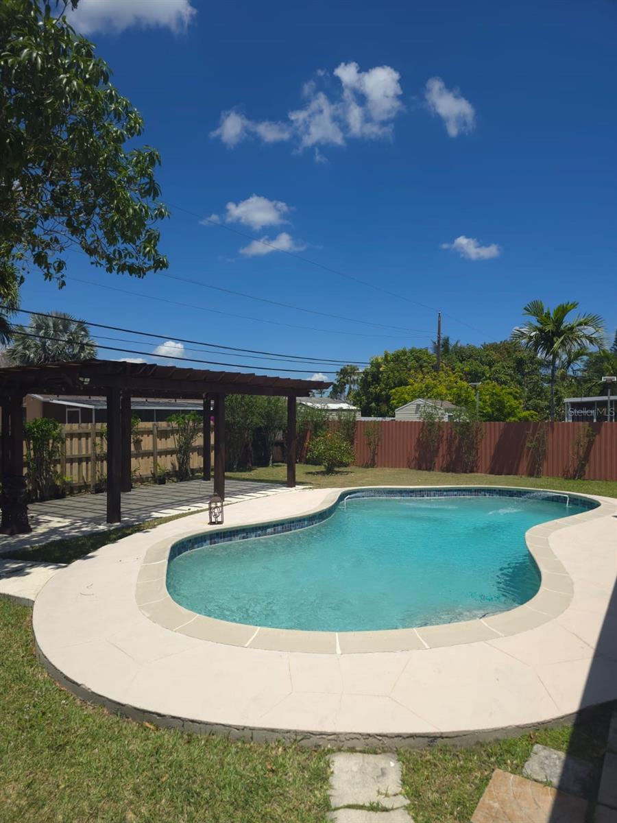 Image 70 of 89 For 10611 164th Street