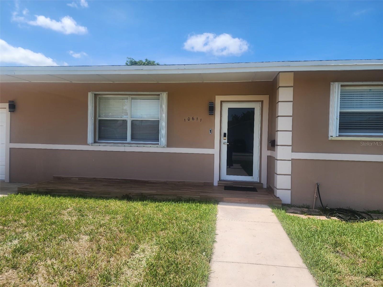 Image 9 of 89 For 10611 164th Street