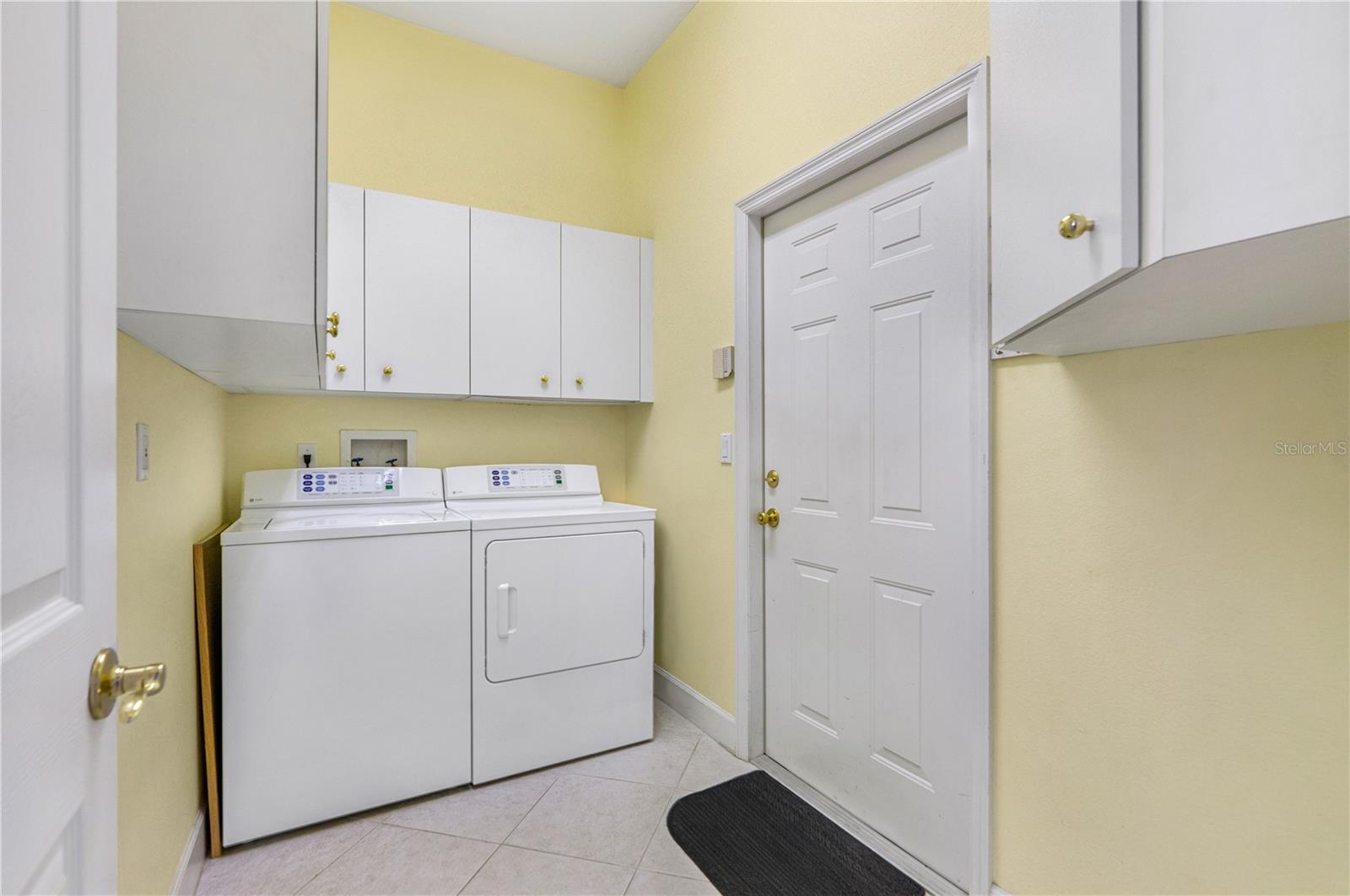 Image 51 of 61 For 4 Lakewood Drive