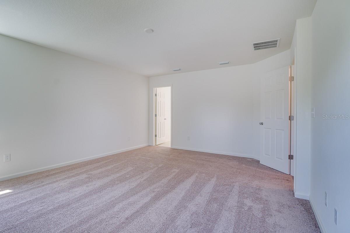 Image 16 of 25 For 15 Signet Court