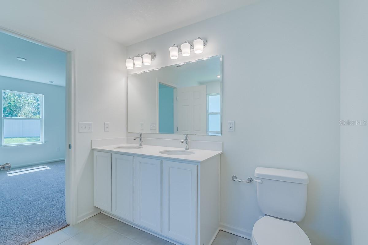Image 15 of 20 For 18 Signet Circle