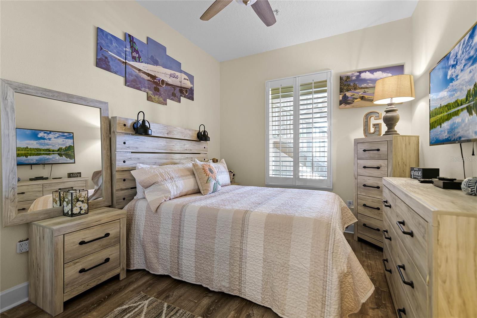 Image 20 of 41 For 15 Ocean Crest Way 1334