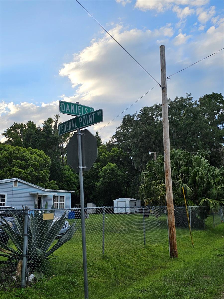 Image 5 of 8 For 615 Daniels Street
