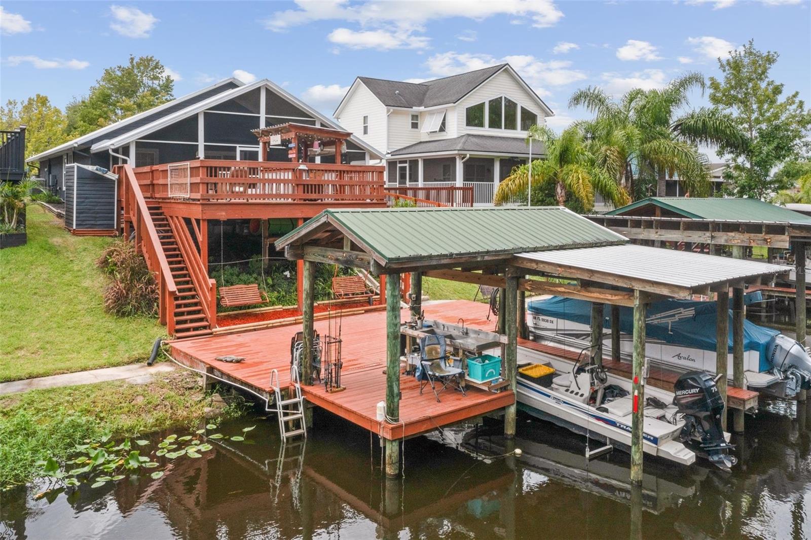 Details for 291 Maxwell Drive, WELAKA, FL 32193