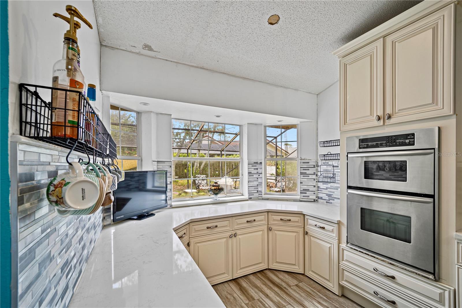 Image 15 of 50 For 231 Westhampton Drive
