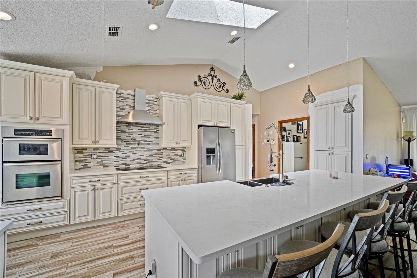 Image 16 of 50 For 231 Westhampton Drive