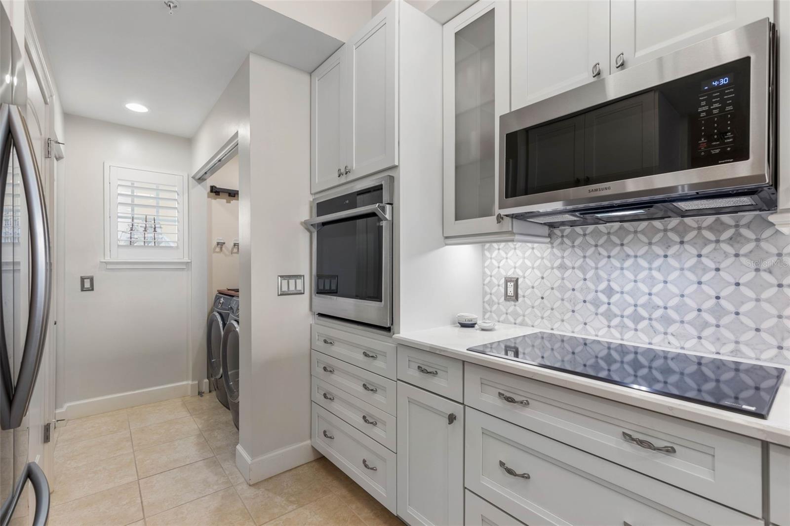 Image 14 of 59 For 102 Yacht Harbor Drive 567
