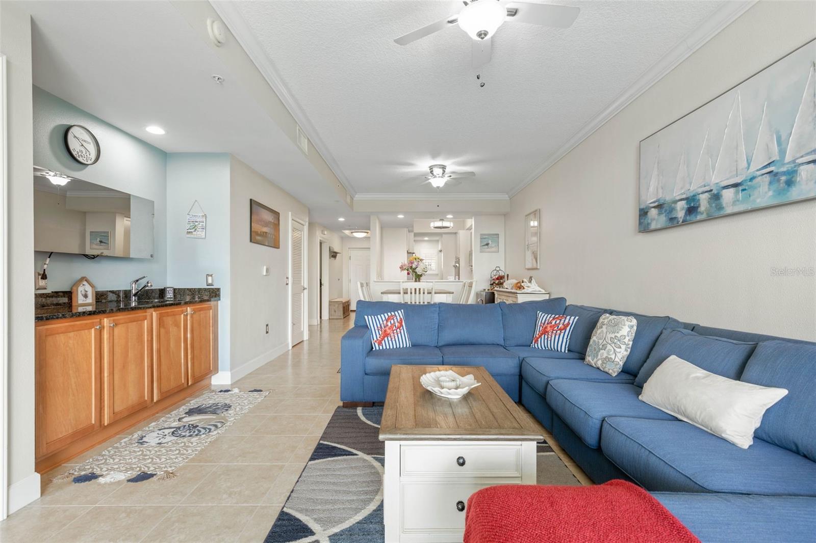 Image 23 of 59 For 102 Yacht Harbor Drive 567