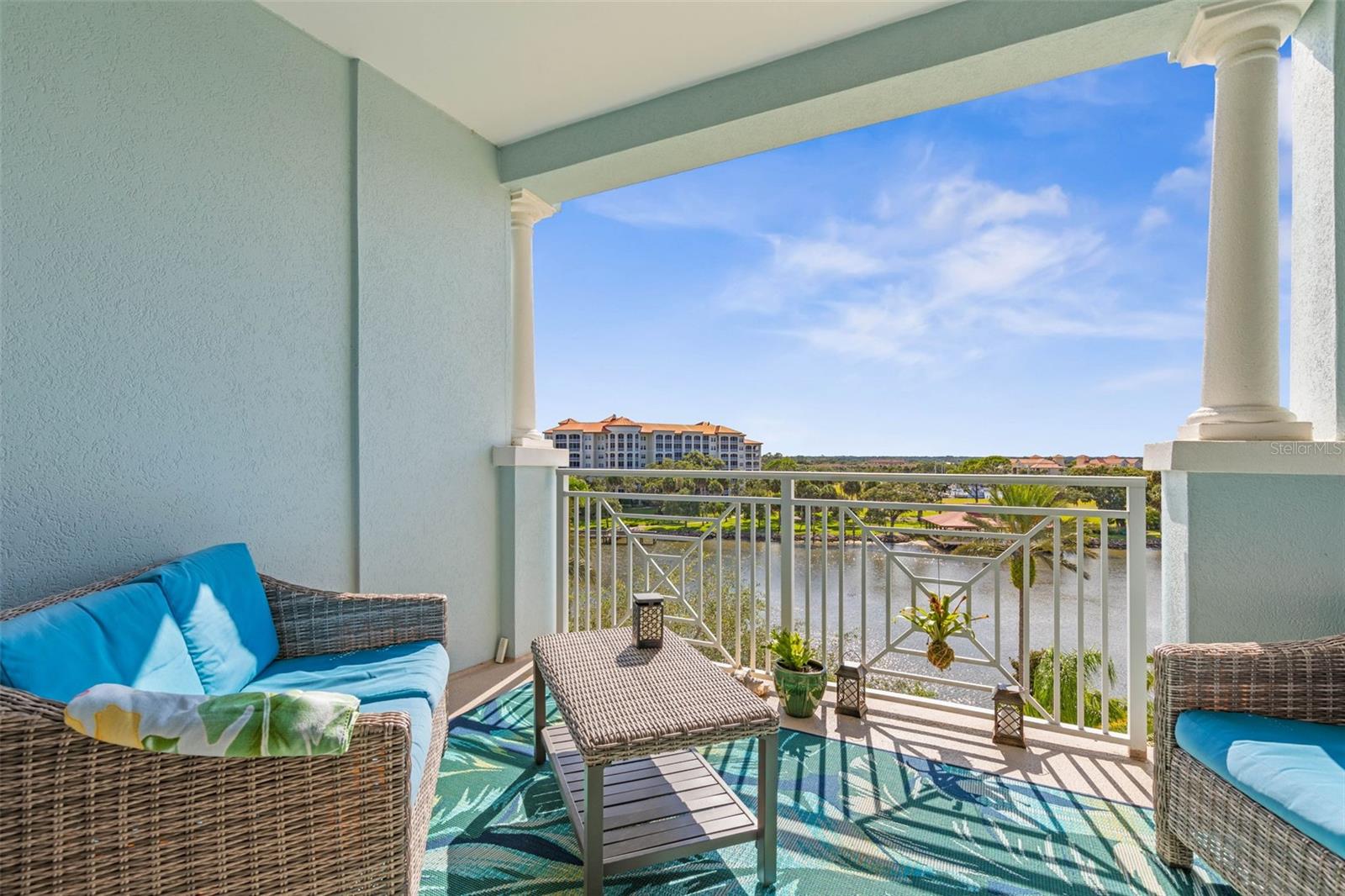 Image 37 of 59 For 102 Yacht Harbor Drive 567