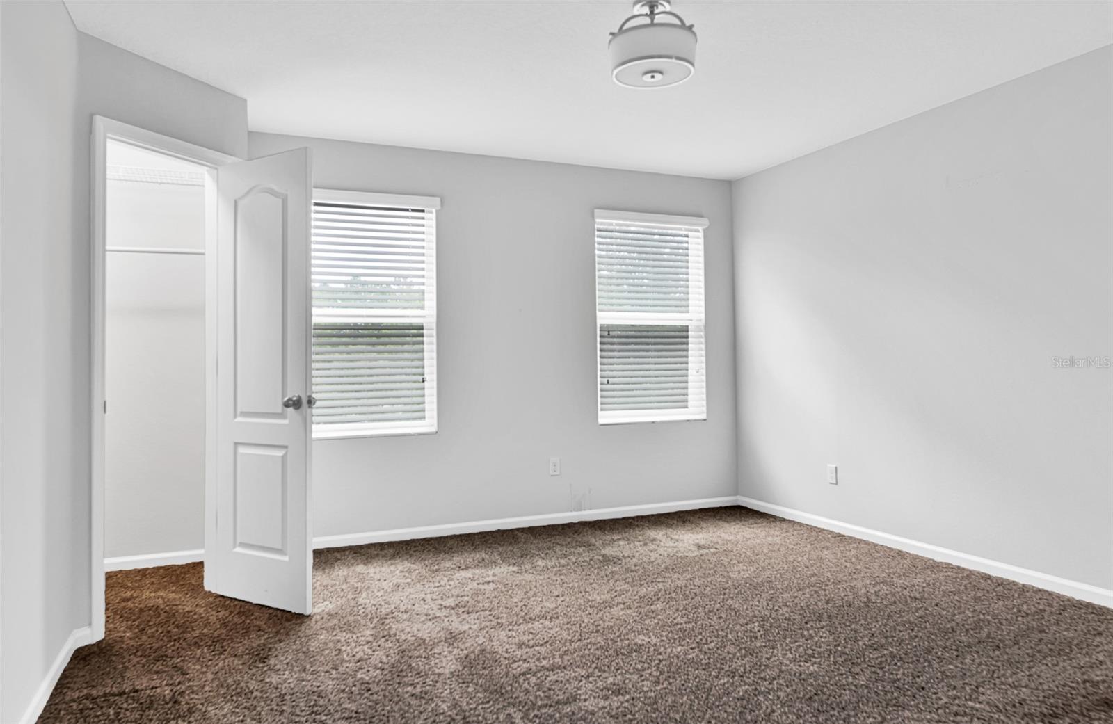 Image 19 of 36 For 173 Whitland Way