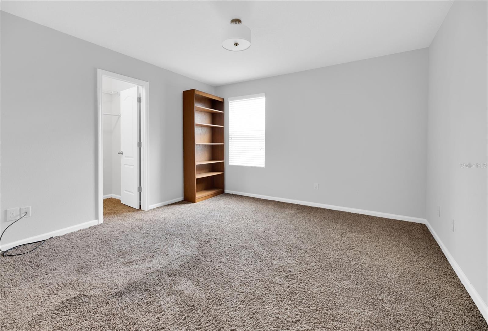 Image 24 of 36 For 173 Whitland Way