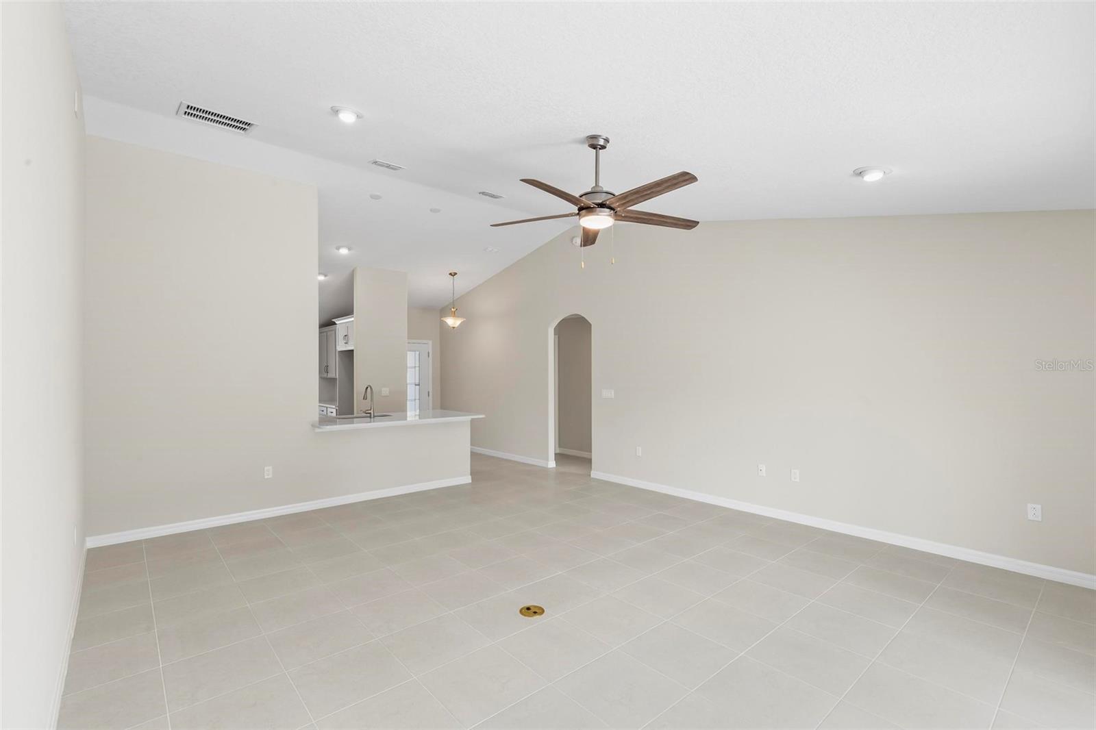 Image 14 of 77 For 158 Palmwood Drive