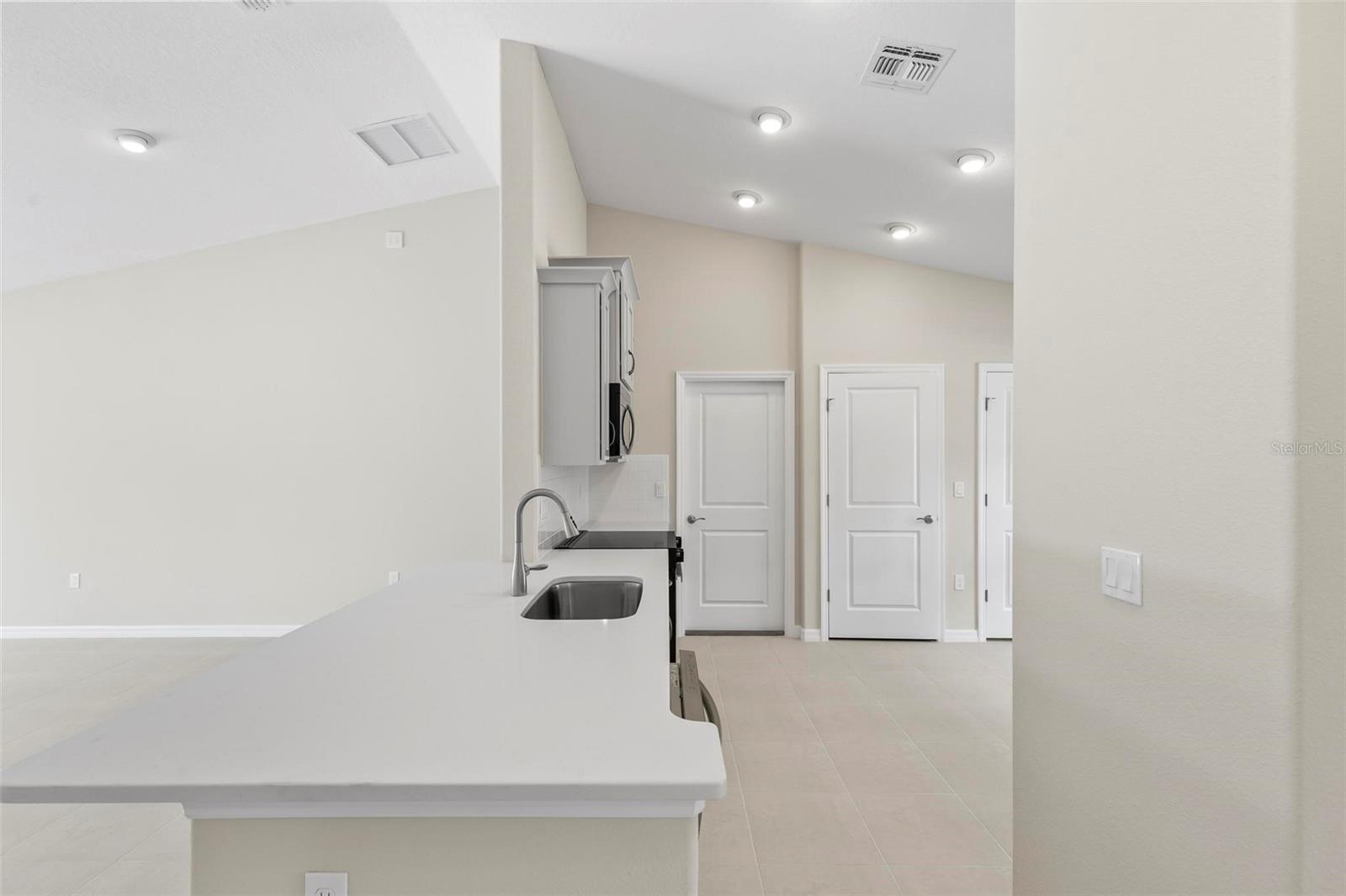 Image 18 of 77 For 158 Palmwood Drive
