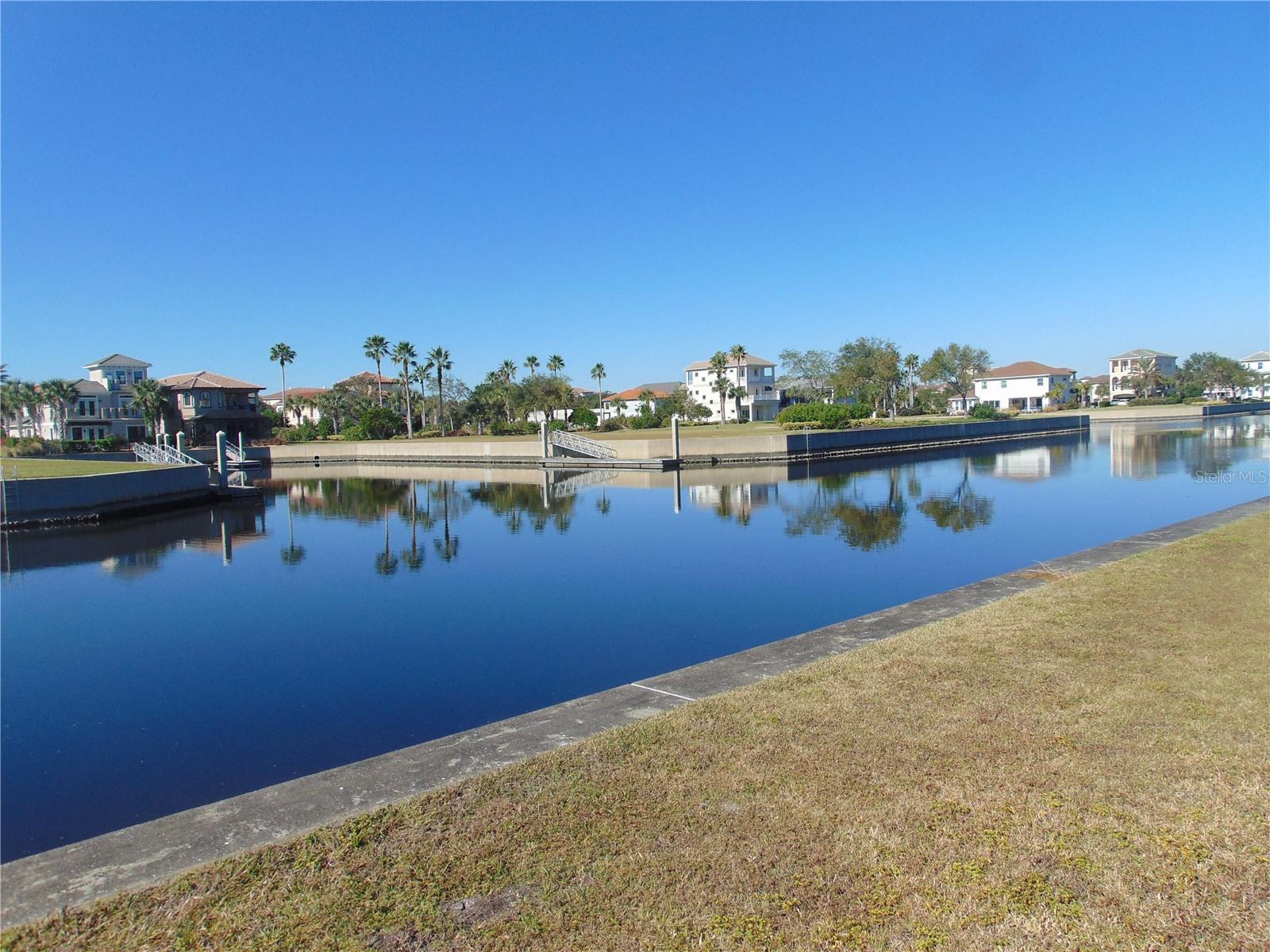 Image 7 of 15 For 258 Harbor Village Point N