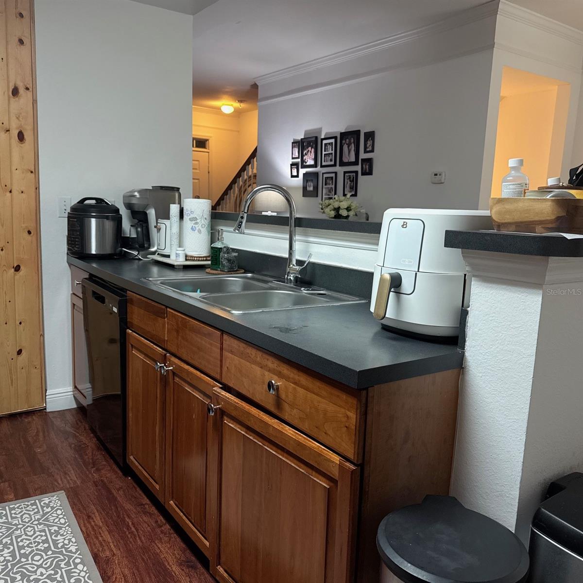 Image 8 of 28 For 6550 Time Square Avenue 105