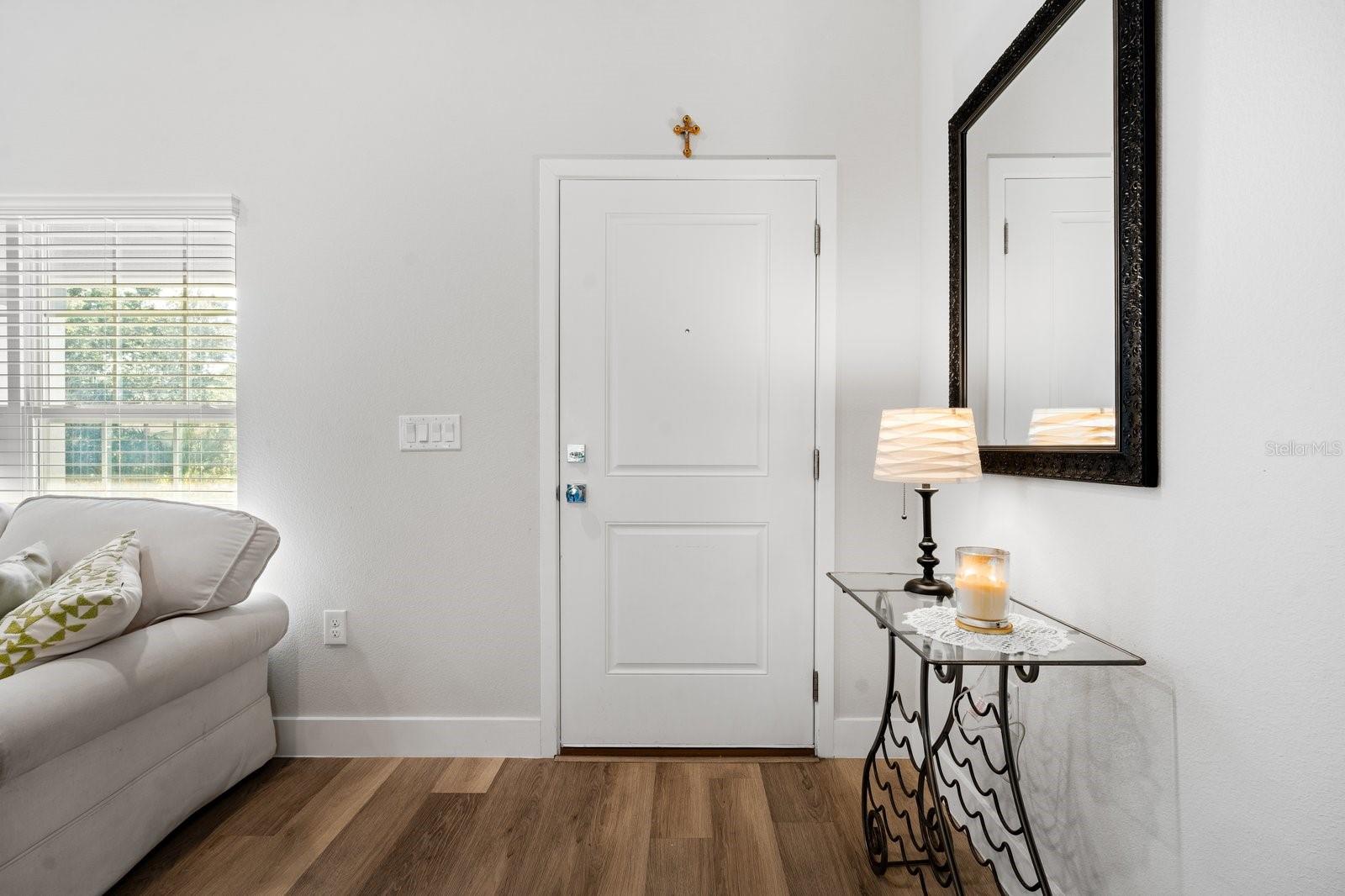 Image 10 of 41 For 18 Sea Board Court