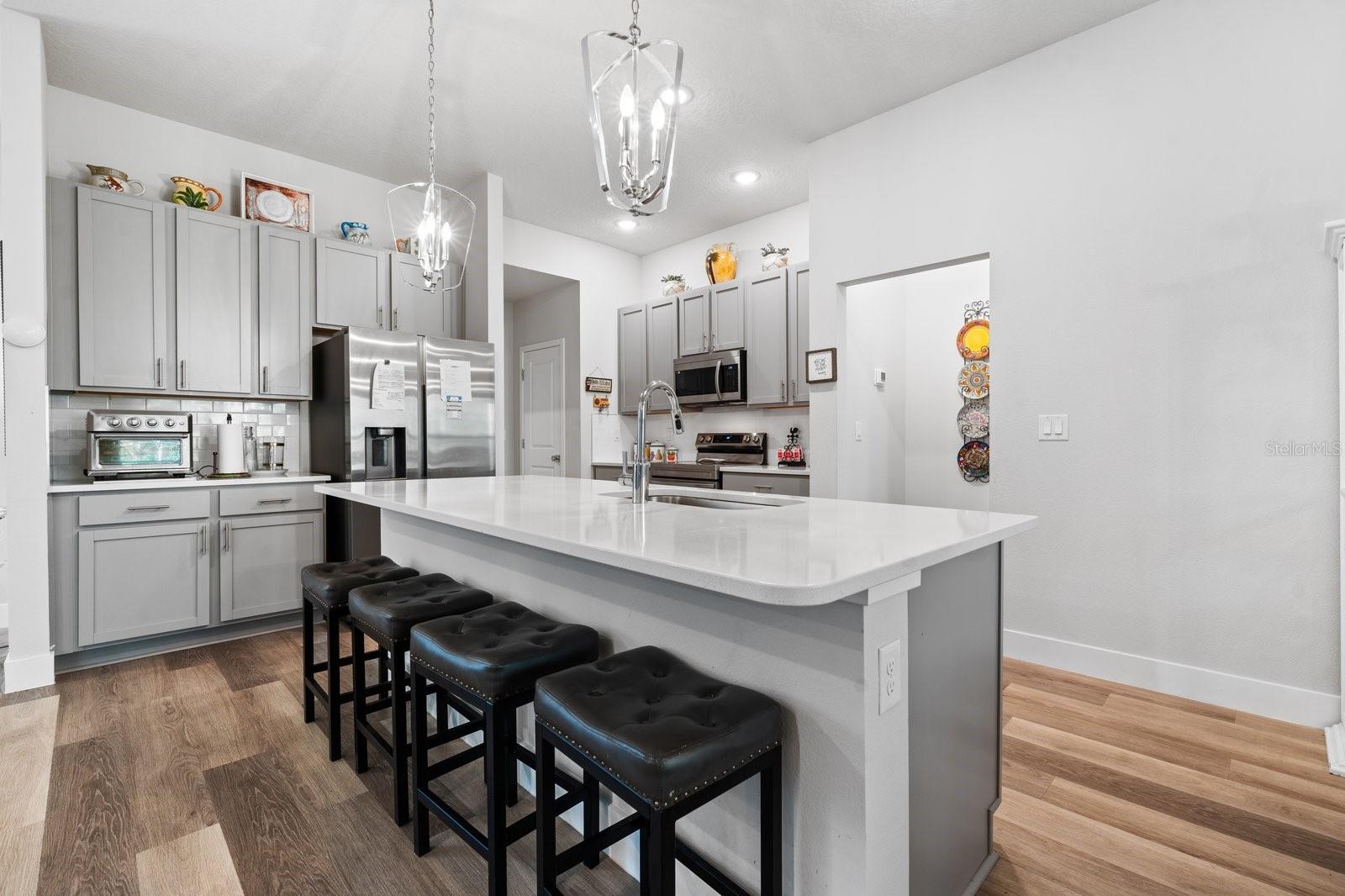 Image 15 of 41 For 18 Sea Board Court