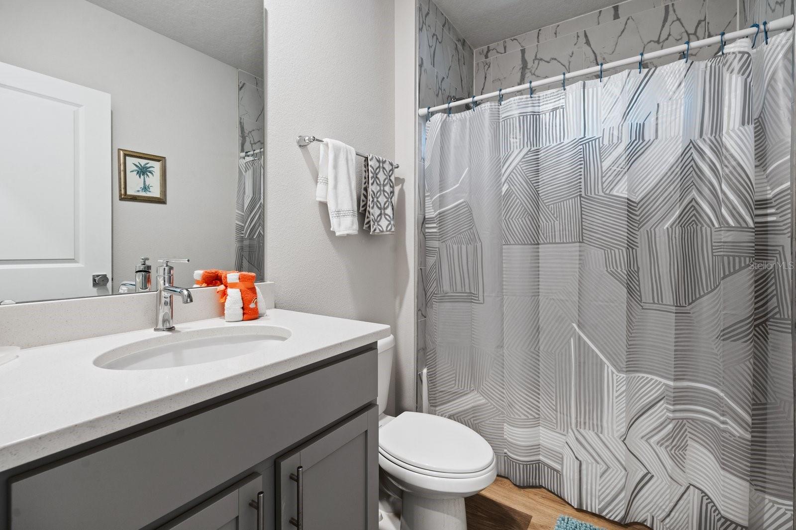 Image 28 of 41 For 18 Sea Board Court