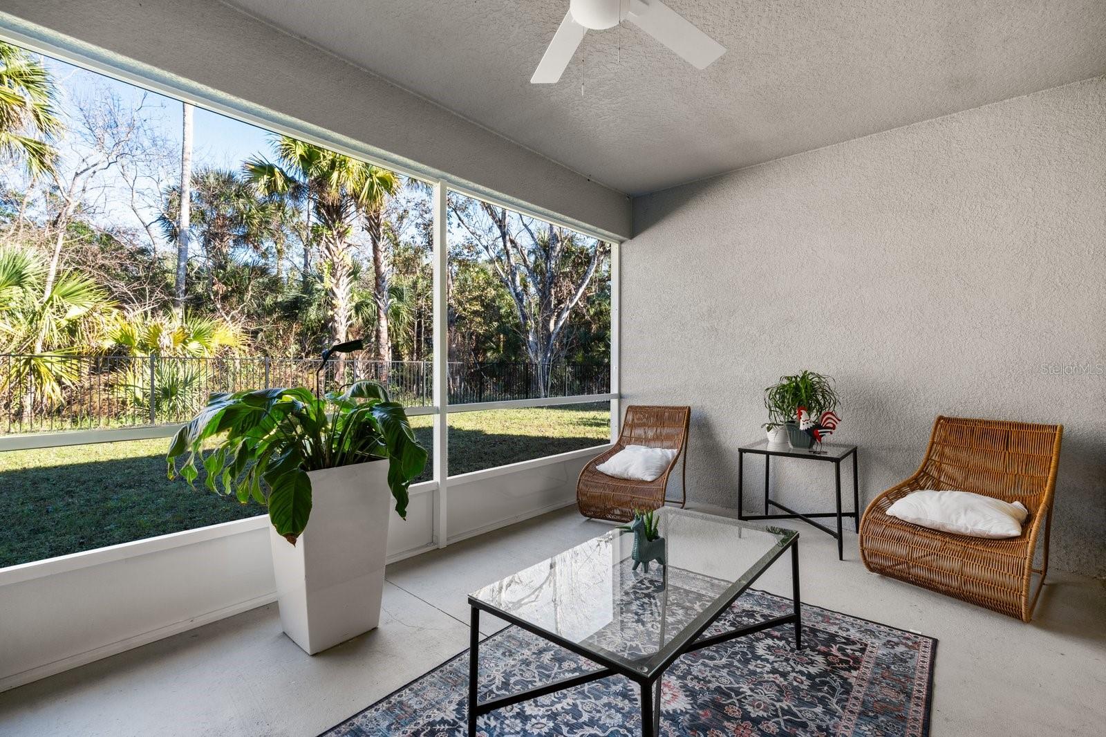 Image 30 of 41 For 18 Sea Board Court