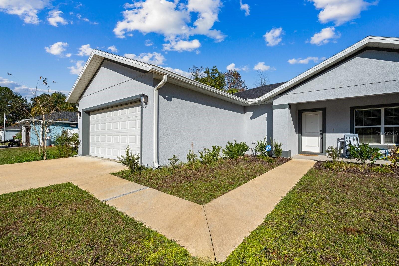 Image 9 of 41 For 18 Sea Board Court