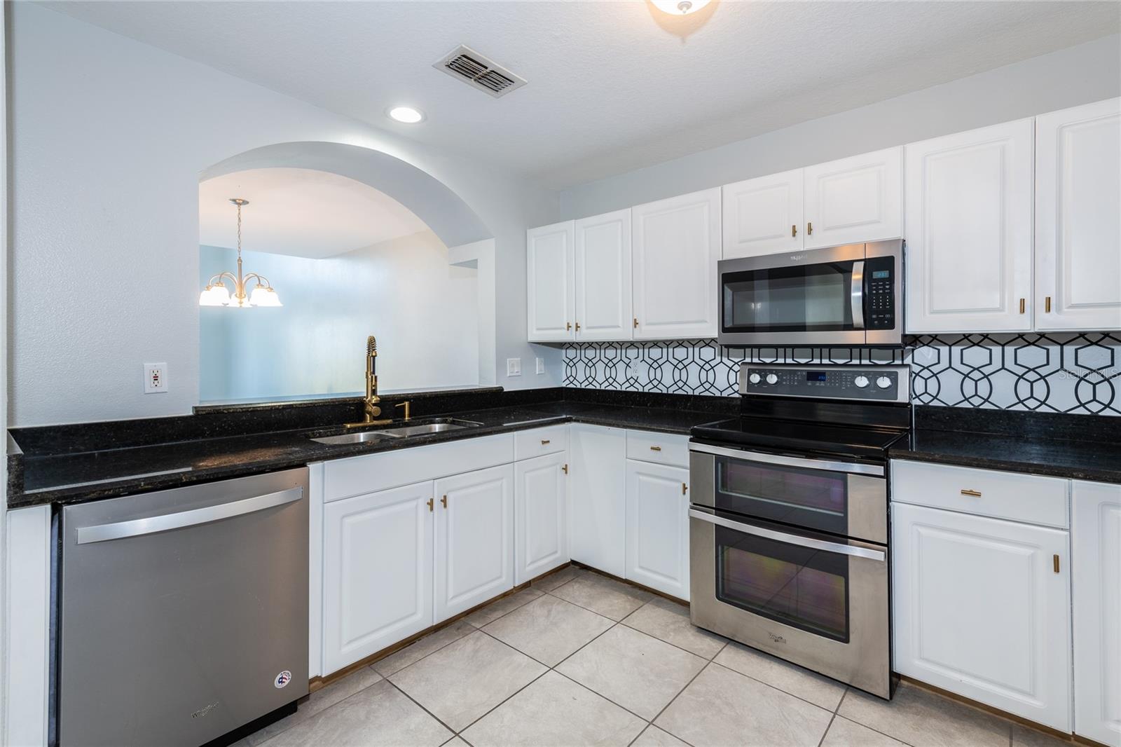 Image 10 of 41 For 3072 Ocean Shore Boulevard