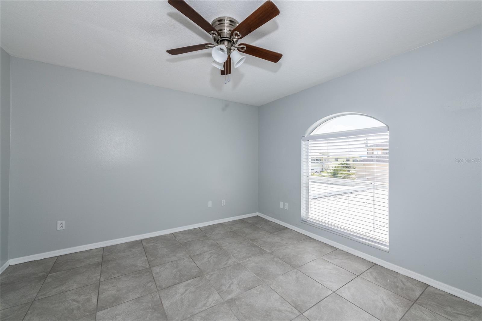 Image 31 of 41 For 3072 Ocean Shore Boulevard
