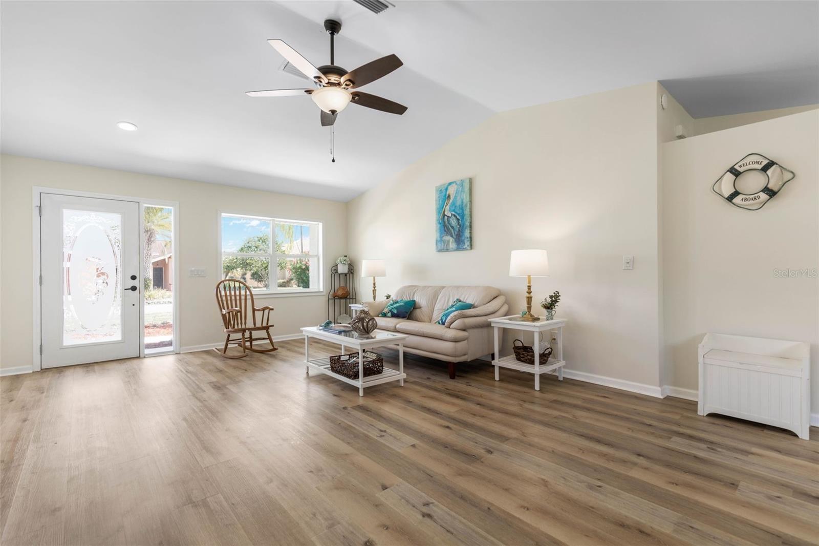 Image 15 of 60 For 13 Cedarwood Court