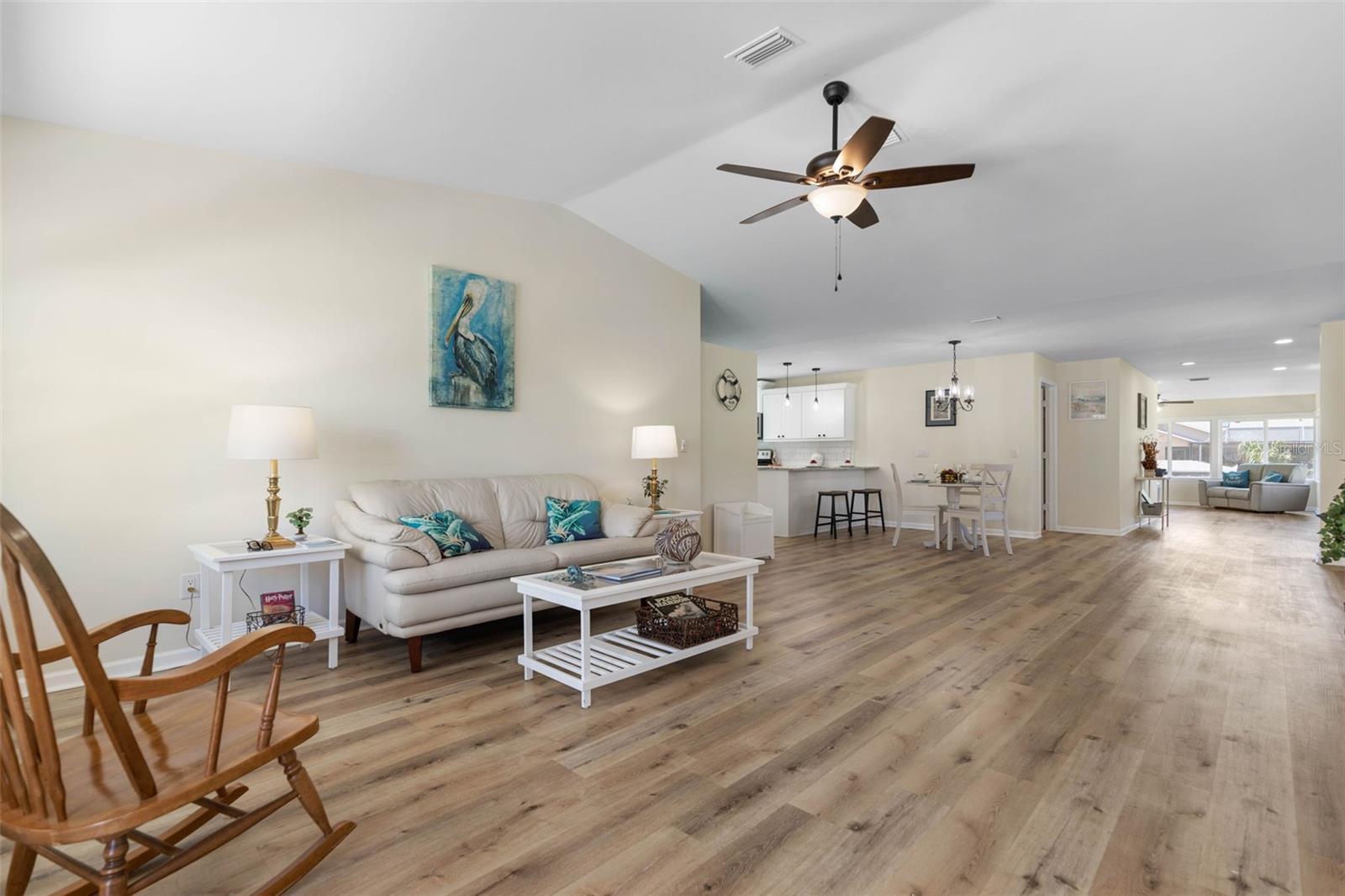 Image 20 of 60 For 13 Cedarwood Court