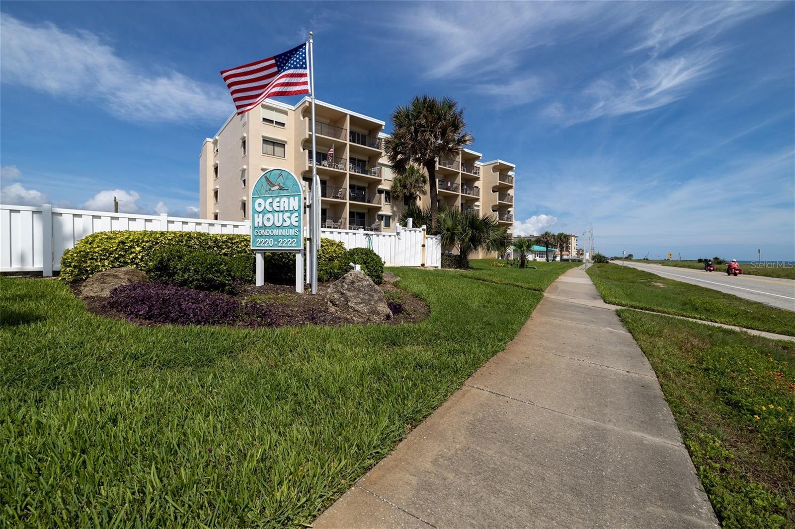 Image 2 of 43 For 2222 Ocean Shore Boulevard 102b