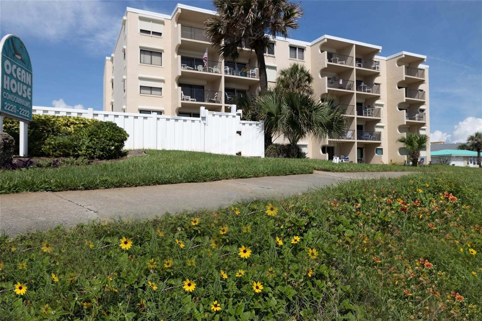 Image 41 of 43 For 2222 Ocean Shore Boulevard 102b