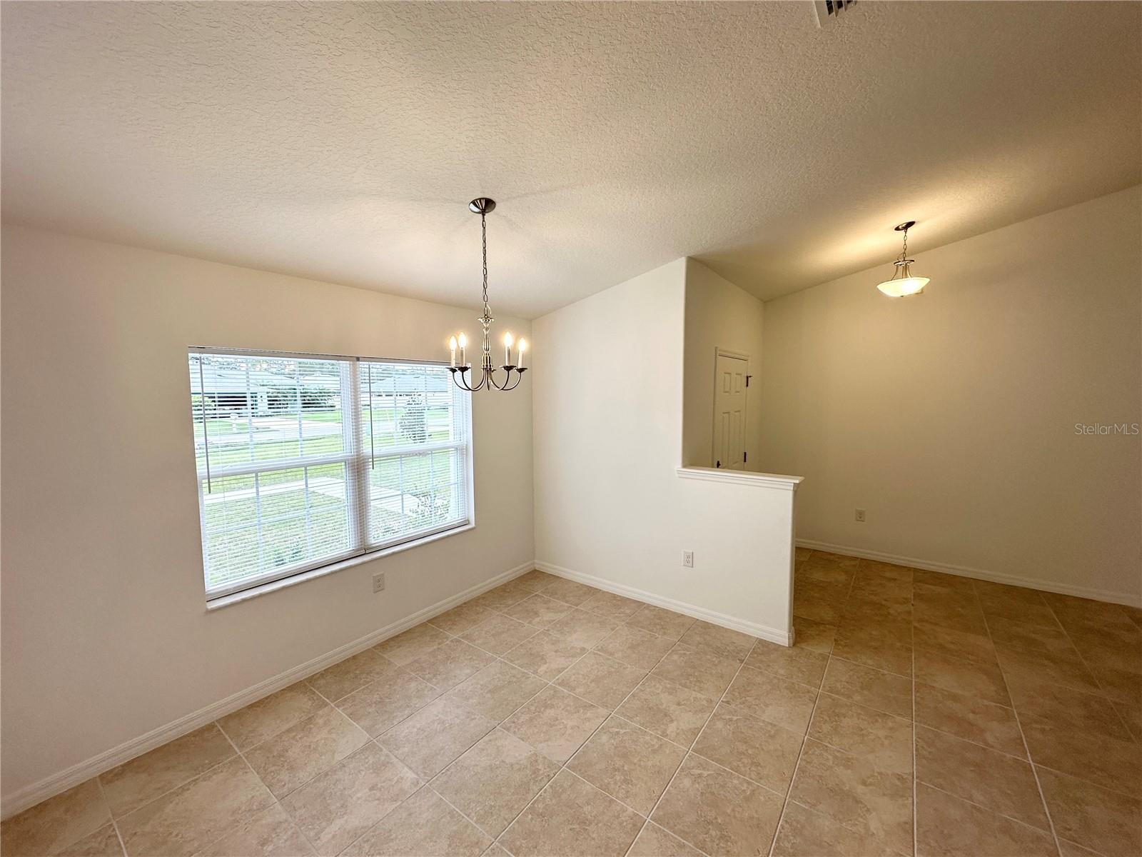 Image 6 of 33 For 23 Kathryn Place