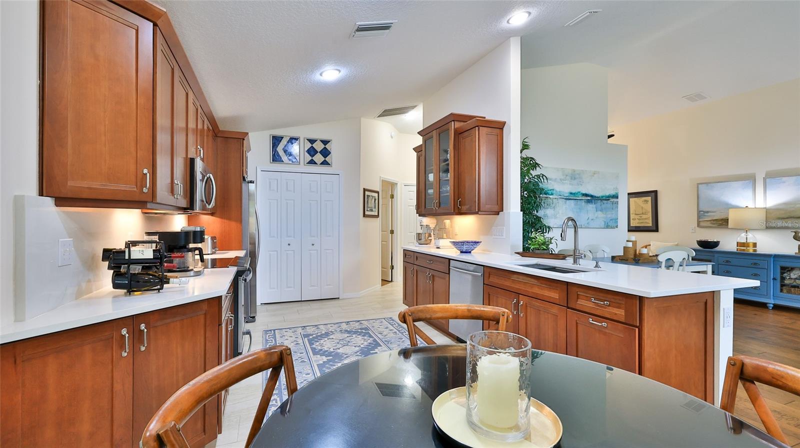 Image 12 of 55 For 1453 Sunningdale Lane