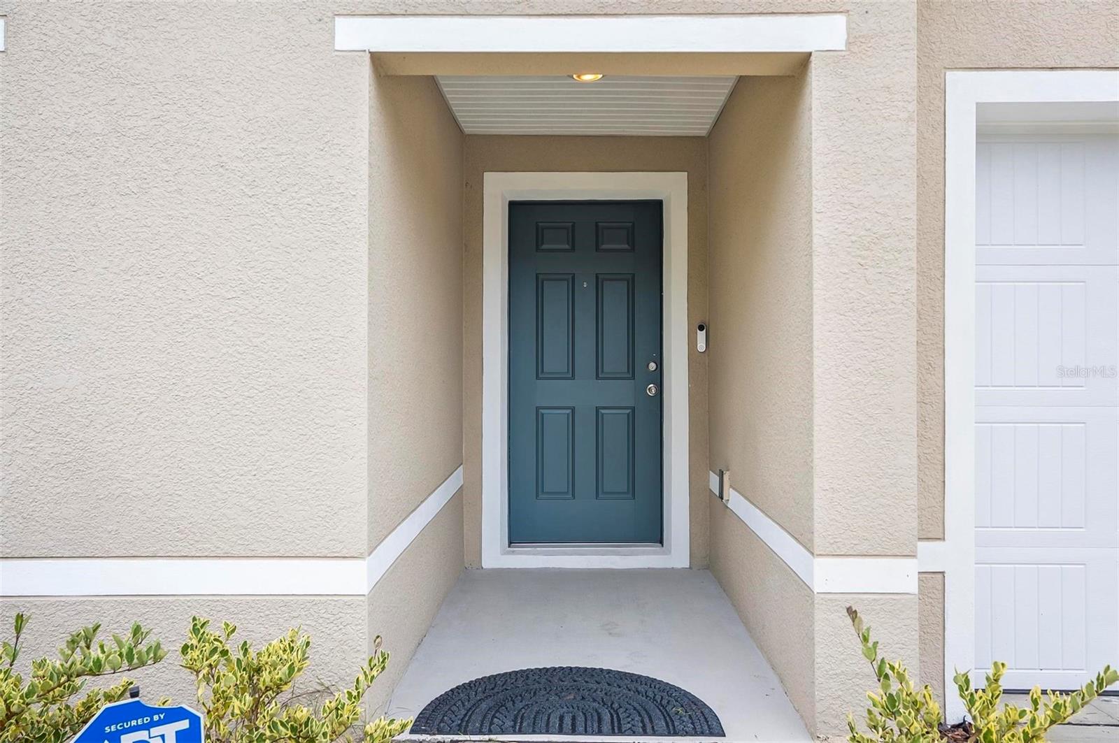 Image 5 of 64 For 91 Raemoor Drive