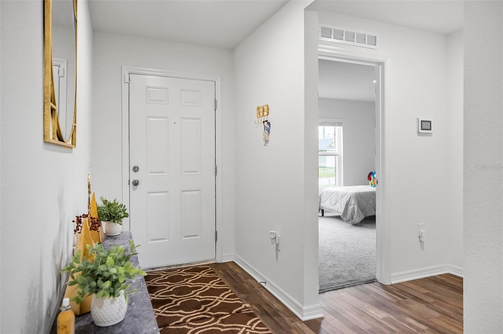 Image 7 of 64 For 91 Raemoor Drive